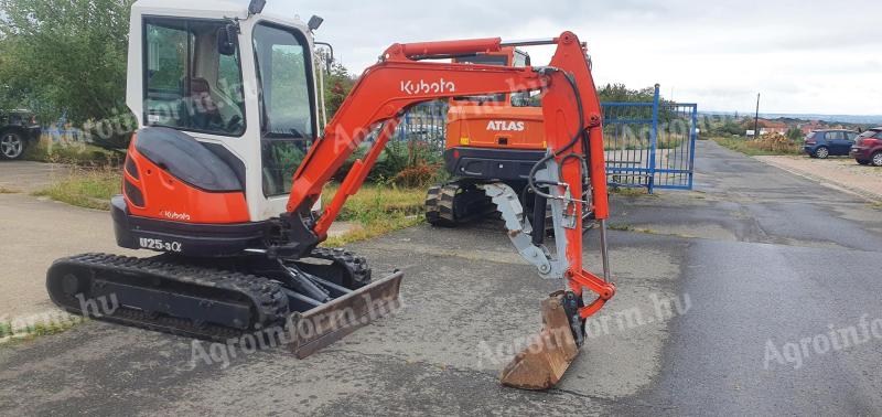 Kubota U 25-3 gumihevederes forgókotró gép