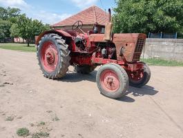 MTZ 50-es traktor