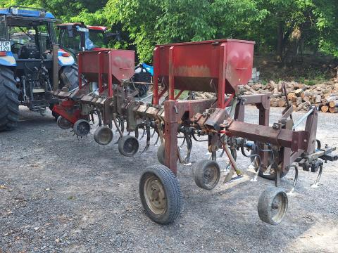 KSMK-6 Műtrágya adagolóval eladó KSMK-6 Műtrágya adagolóval eladó