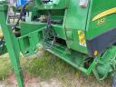 John Deere 852 bálázó
