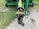 John Deere 852 bálázó