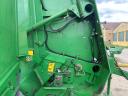 John Deere 852 bálázó