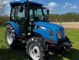 LS XU6168 traktor