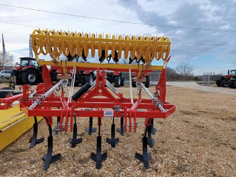 Pöttinger Synkro 3030 kultivátor KÉSZLETES