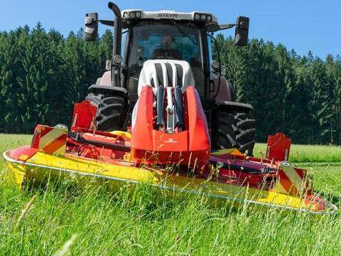 Pöttinger NOVACAT 301 ALPHA MOTION MASTER frontkasza KÉSZLETES