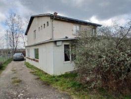 Üllőn ipari üzem eladó, hűtött, élelmiszeripari tevékenységre is alkalmas