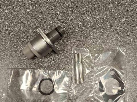 Üzemanyagszivattyú mágnesszelep RE534109,  DZ111137 Üzemanyagszivattyú mágnesszelep RE534109,  DZ111137