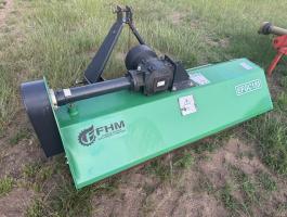 1,55 m-es újszerű kalapácsos szárzúzó,  mulcsozó T-25,  stb... traktorhoz