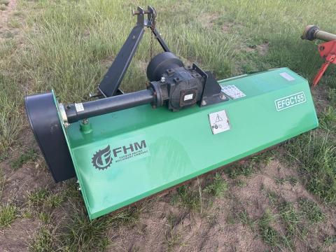 1,55 m-es újszerű kalapácsos szárzúzó, mulcsozó T-25, stb... traktorhoz 1,55 m-es újszerű kalapácsos szárzúzó, mulcsozó T-25, stb... traktorhoz