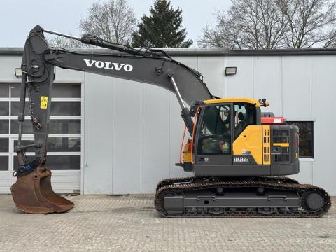 Volvo ECR 235 EL / 2018 / 5 639 üzemóra / Lízing 20%-tól Volvo ECR 235 EL / 2018 / 5 639 üzemóra / Lízing 20%-tól