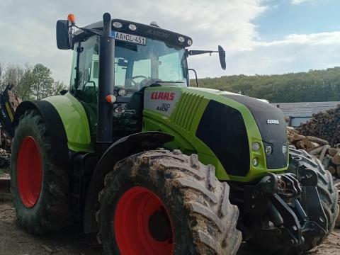 Claas Axion 820 eladò
