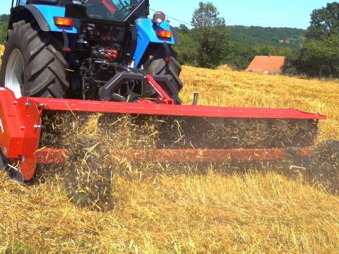 FPM RM 330 szántóföldi szárzúzó készletről FPM RM 330 szántóföldi szárzúzó készletről