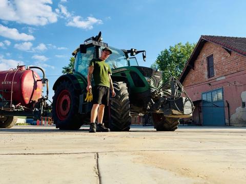 Mezőzagzdasági gépkezelő(traktoros/kombájnos) állást keresek Mezőzagzdasági gépkezelő(traktoros/kombájnos) állást keresek