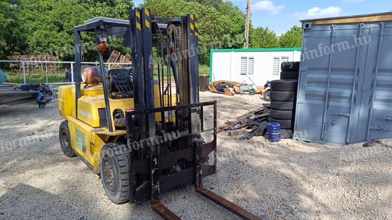 Komatsu 3.5T gázos targonca