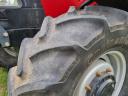 Case IH Maxxum 115 homlokrakodóval