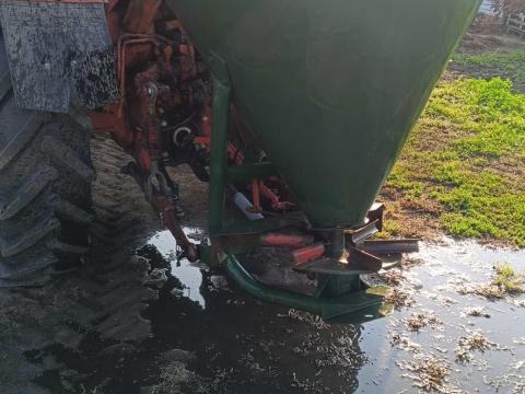 Műtrágya szóró Műtrágya szóró