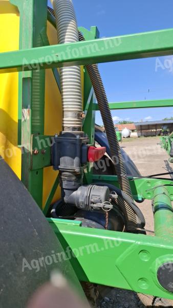 John Deere 740i permetező eladó