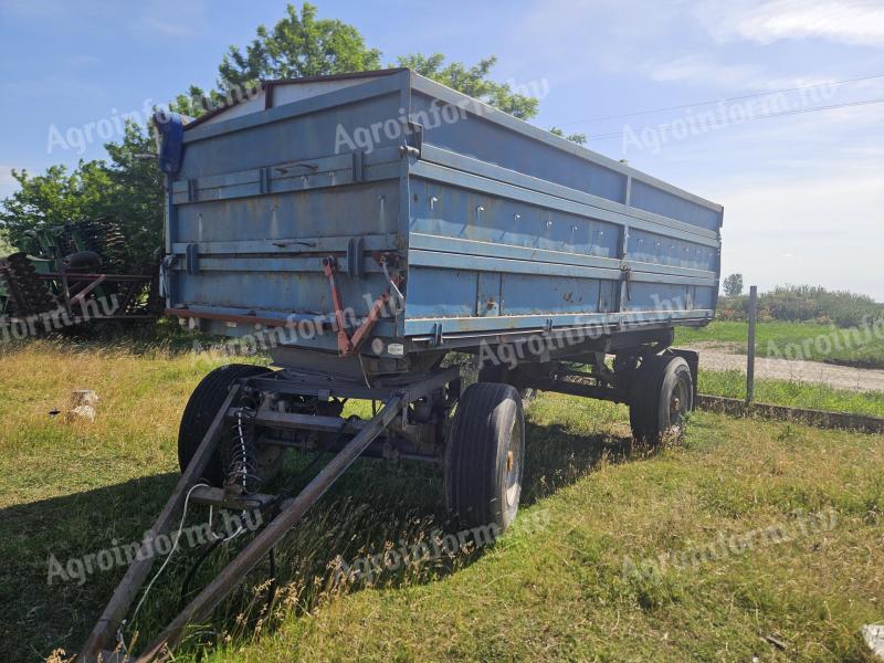 HW 8011 pótkocsi
