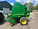 John Deere 854 MaxiCut bálázó