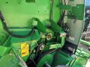 John Deere 854 MaxiCut bálázó