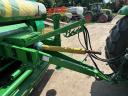 John Deere 854 MaxiCut bálázó