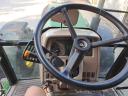 John Deere 5720