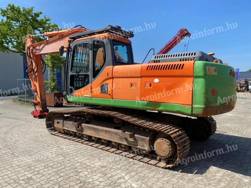 Doosan DX 255 LC / 2011 / 6 916 üzemóra / Lízing 20%-tól