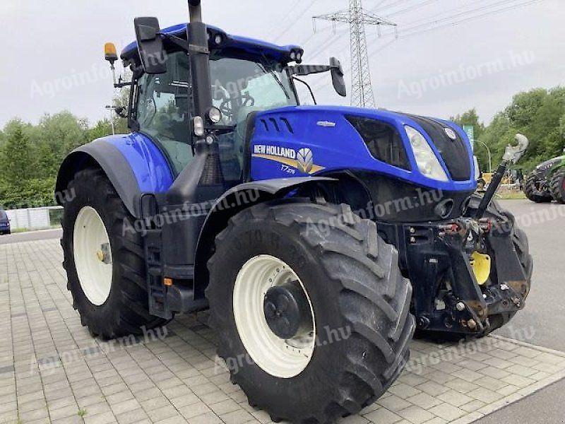 New Holland T7.275 traktor