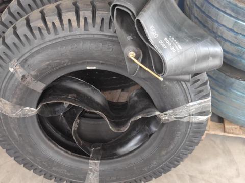 9.00-20 900-20 Petlas 14PR köpeny – friss gyártású pótkocsi abroncs 9.00-20 900-20 Petlas 14PR köpeny – friss gyártású pótkocsi abroncs