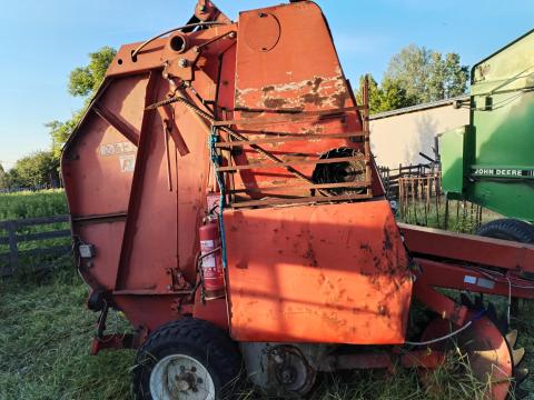 Hesston bálázó Hesston bálázó