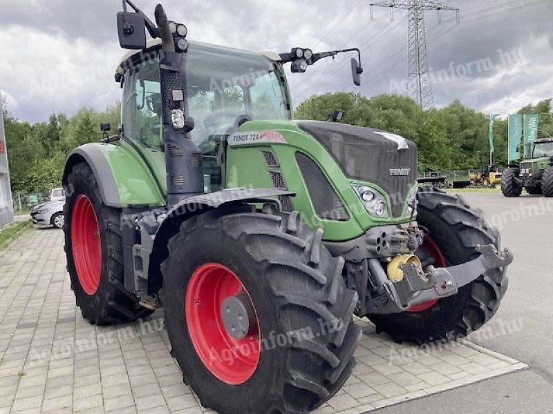 Fendt 724 VARIO S4 PROFI PLUS traktor
