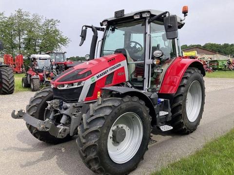 Massey Ferguson MF 5S.115 DYNA-4 traktor Massey Ferguson MF 5S.115 DYNA-4 traktor