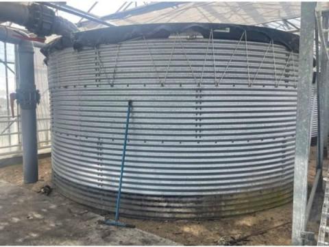 100 m³, 6,5 m átmérőjű függőleges víztározó tárolótartály, víztároló tartály horganyzott acélból 100 m³, 6,5 m átmérőjű függőleges víztározó tárolótartály, víztároló tartály horganyzott acélból