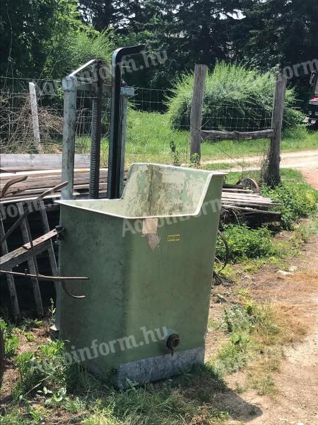 Szőlő szállító, szőlő kihordó eladó