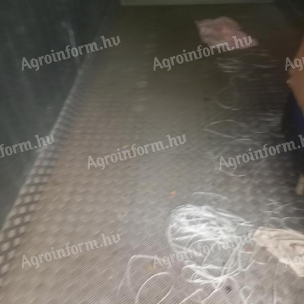 Mobil hűtőkonténer eladó
