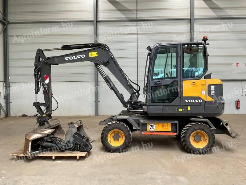 Volvo EW 60 E / 2019 / 1.222 h üzemóra / Lízing 20%-tól