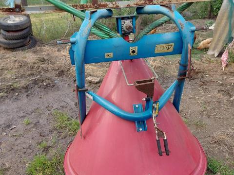 Műtrágyaszóró eladó Műtrágyaszóró eladó