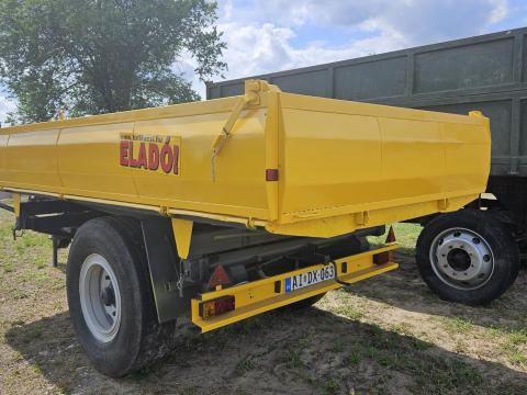 Hódgép EB-7 3 oldalra billenő pótkocsi Hódgép EB-7 3 oldalra billenő pótkocsi