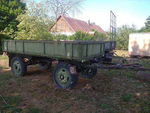 Pótkocsi eladó Pótkocsi eladó