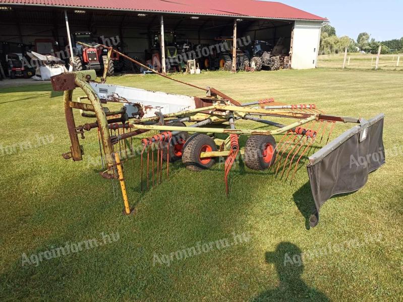 Claas Liner 390 S függesztett tandem kerekes rendképző