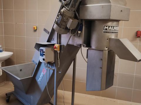 Gyümölcsmosó darálóval Gyümölcsmosó darálóval