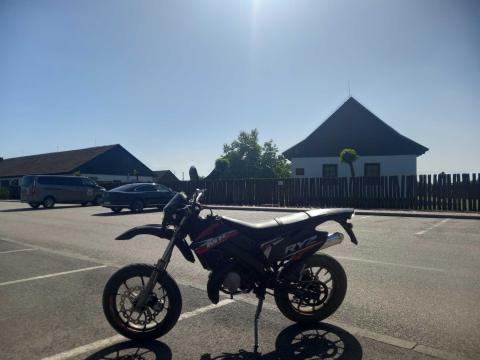 Motohispania RYZ 50 Motohispania RYZ 50