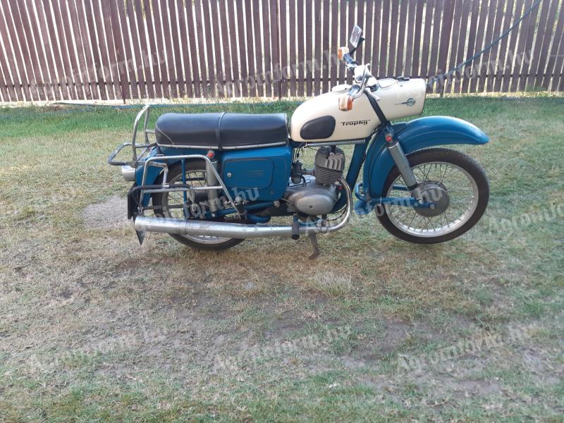 Trophy MZ 125 motor