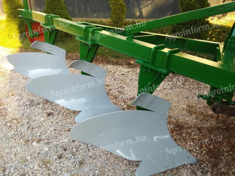 Eke eladó (3 fejes, IH eke)