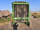 John Deere 590 bálázó