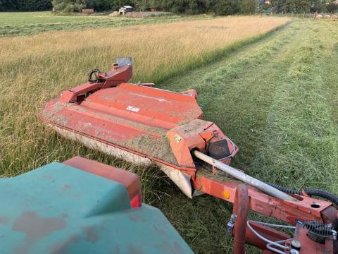 KUHN 3 m-es tárcsás (diszkes) fűkasza KUHN 3 m-es tárcsás (diszkes) fűkasza