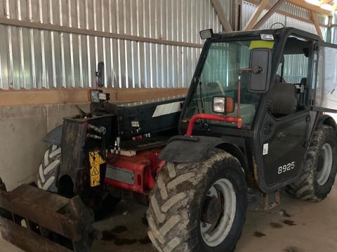 Massey Ferguson MF8925 Massey Ferguson MF8925