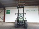 Deutz-Fahr K100 traktor Stoll homlokrakodóval