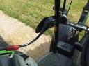 Deutz-Fahr K100 traktor Stoll homlokrakodóval