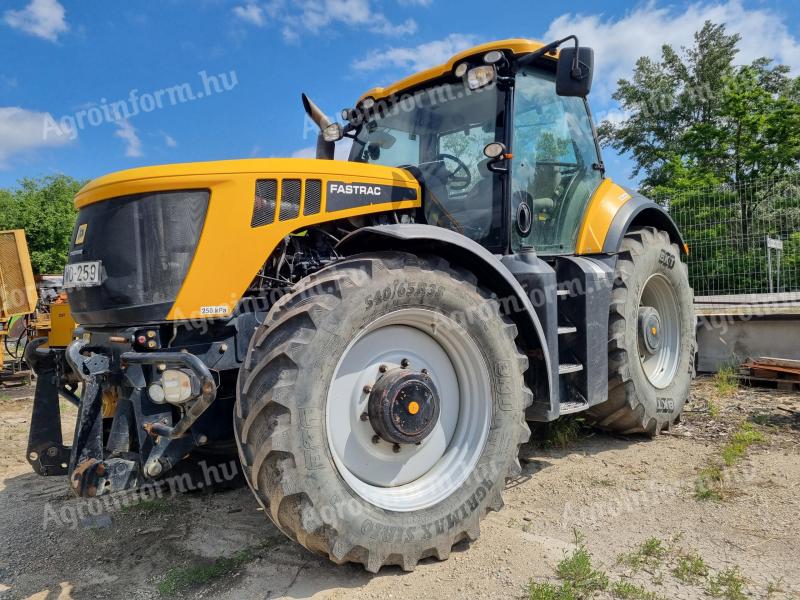 JCB 8310 traktor